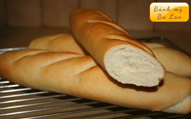 Đặc sản nam định- bánh mỳ ba lan